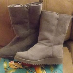 Womens NY&C boots size 8